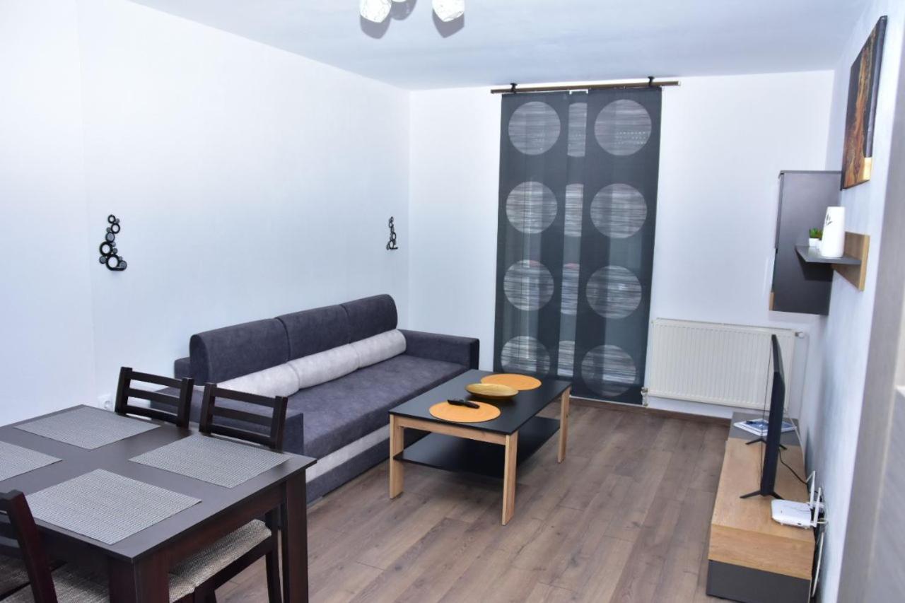 Apartament Dabe Hd ฮูเนโดอารา ภายนอก รูปภาพ