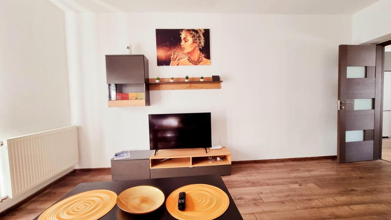 Apartament Dabe Hd ฮูเนโดอารา ภายนอก รูปภาพ
