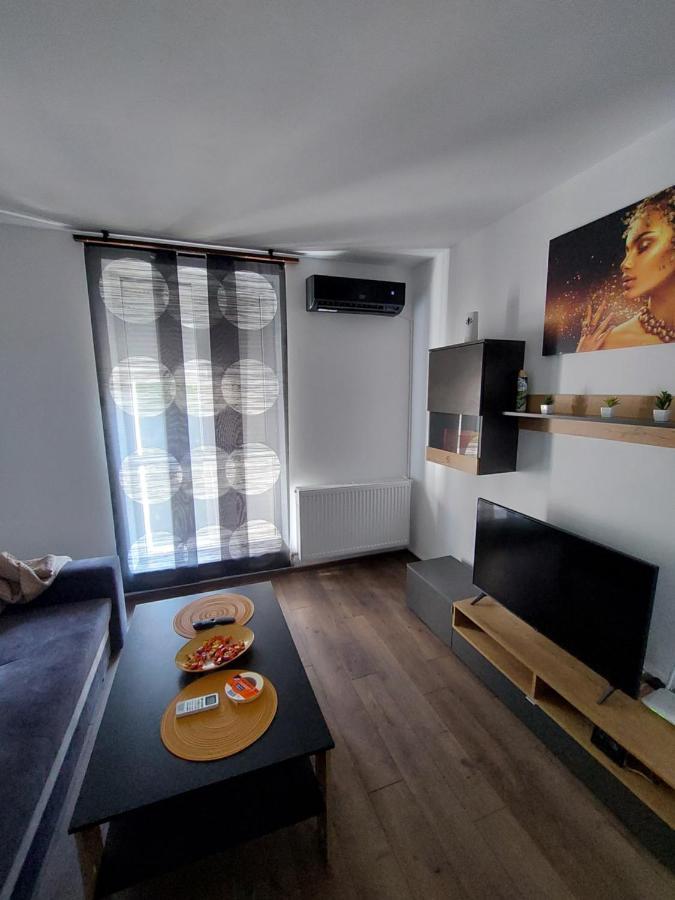 Apartament Dabe Hd ฮูเนโดอารา ภายนอก รูปภาพ